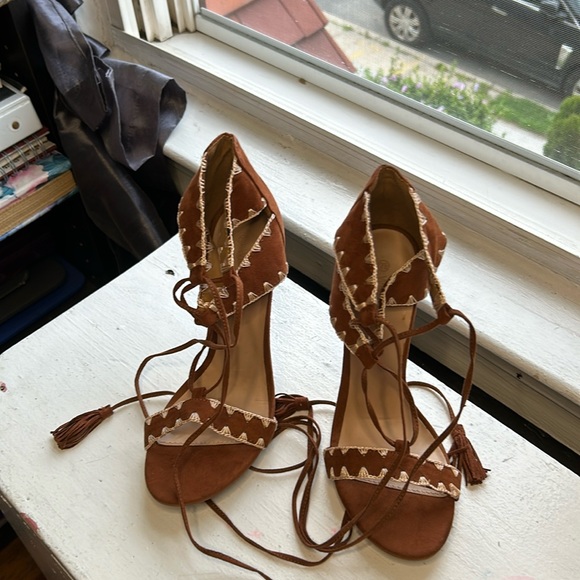 Wild Diva woman shoes size 7.5 - Picture 1 of 4